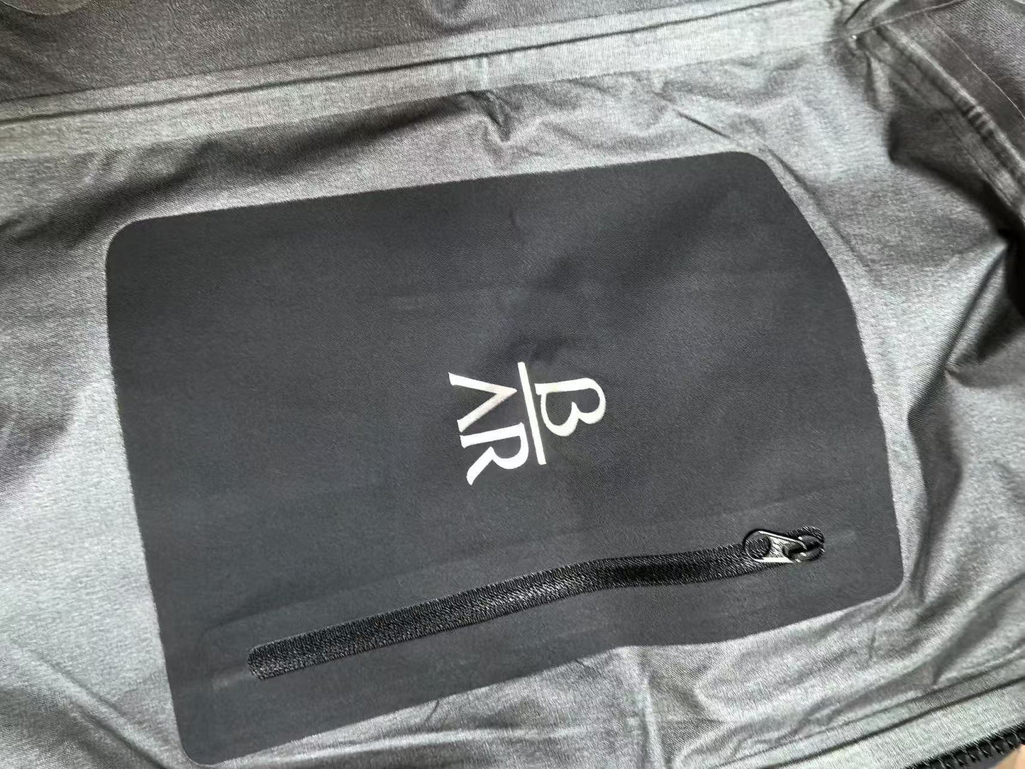 CLIMBERS WINDSHELL “Black”