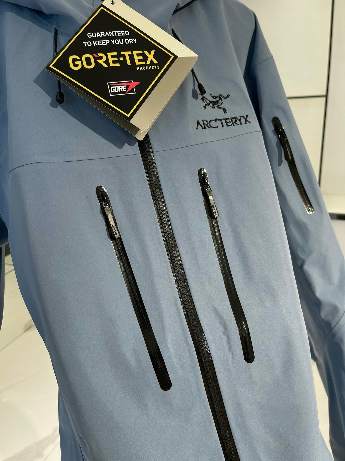 CLIMBERS WINDSHELL “Washed Blue”