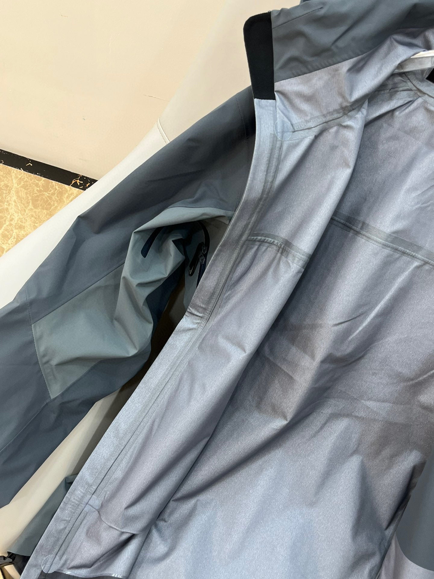 CLIMBERS WINDSHELL “Microchip Grey”