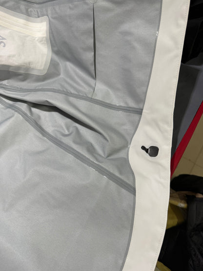 CLIMBERS WINDSHELL “Polar White”