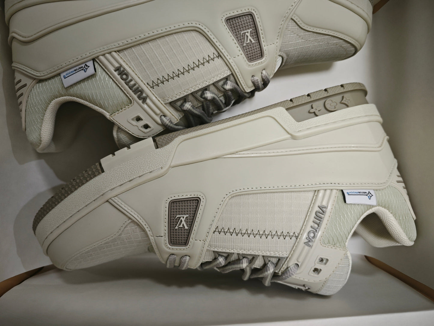 CHUNKY SKATE TRAINER “White Beige”