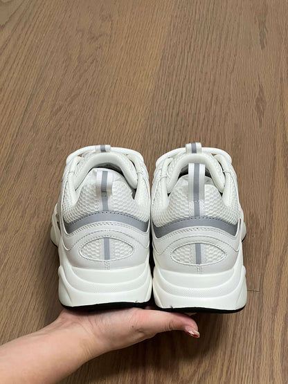 LOW RUNNER B22 “White”
