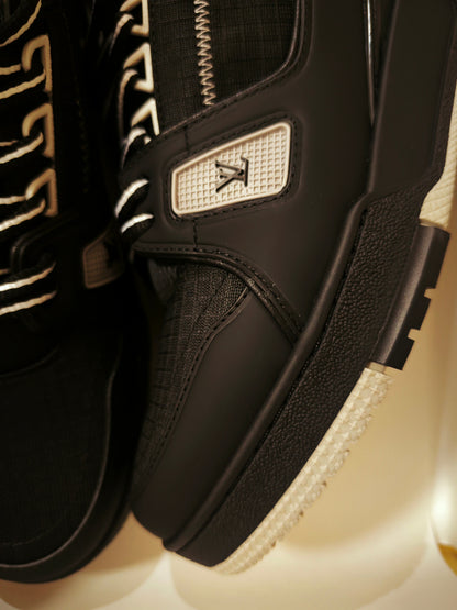 CHUNKY SKATE TRAINER “Dark”