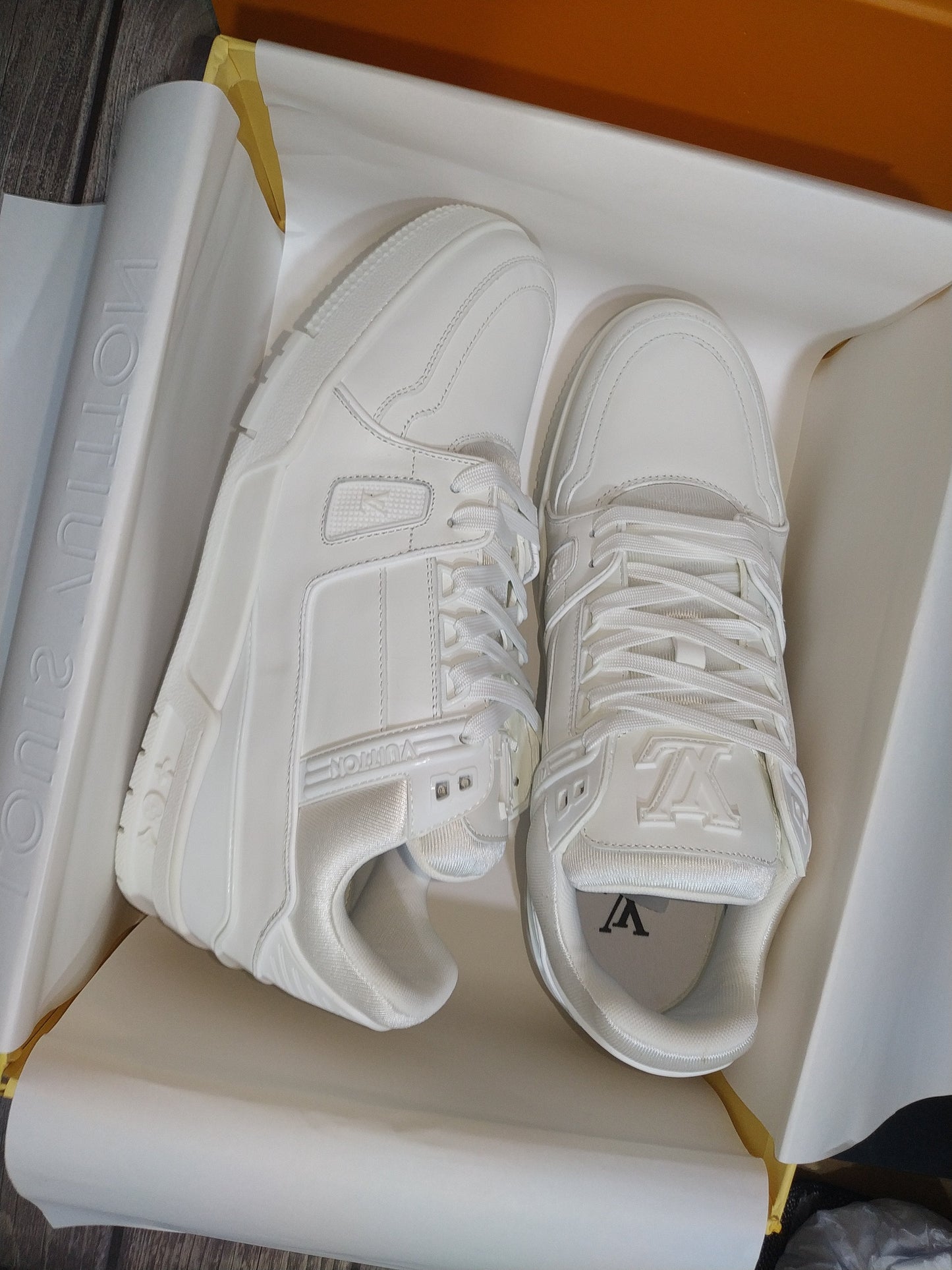 CHUNKY SKATE TRAINER “White”
