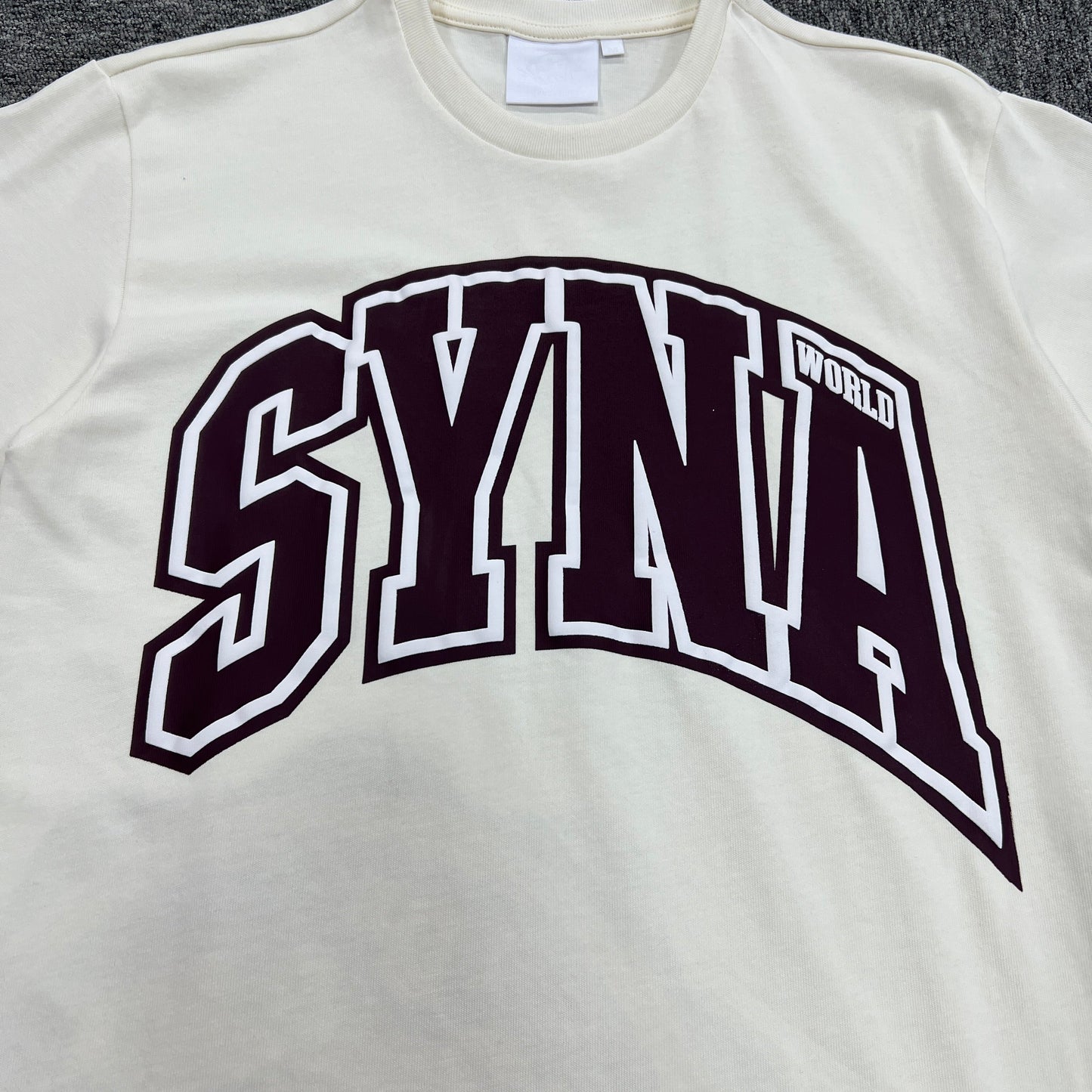 UTILITY GRAPHIC TEE “Burgundy Creme”
