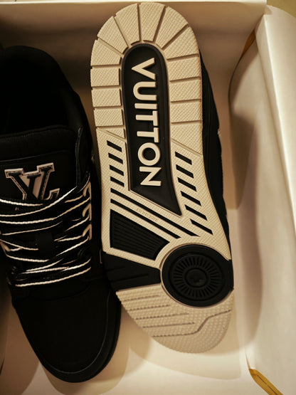CHUNKY SKATE TRAINER “Dark”