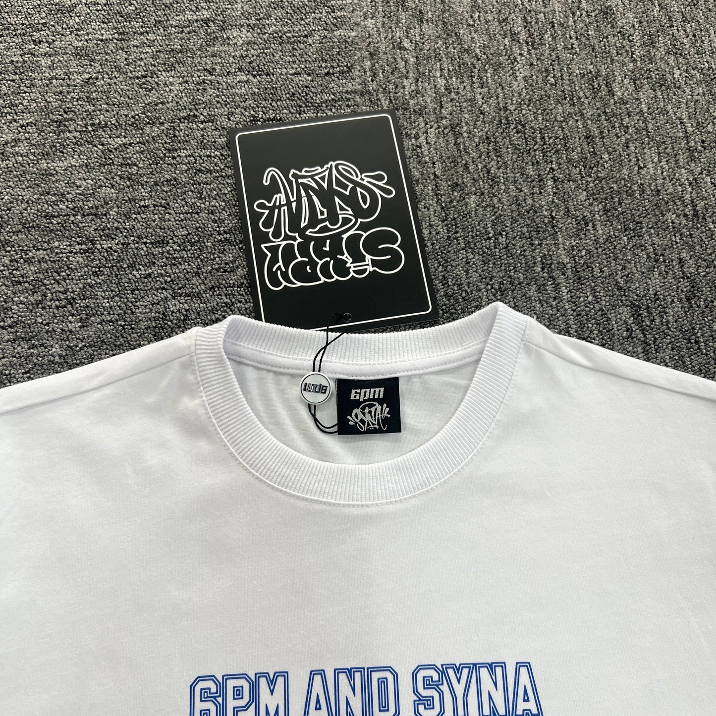 UTILITY GRAPHIC TEE “Can't Rush Greatness White”