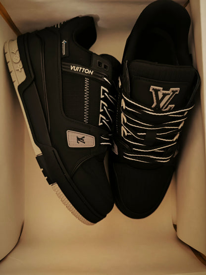 CHUNKY SKATE TRAINER “Dark”