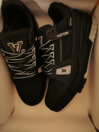 CHUNKY SKATE TRAINER “Dark”