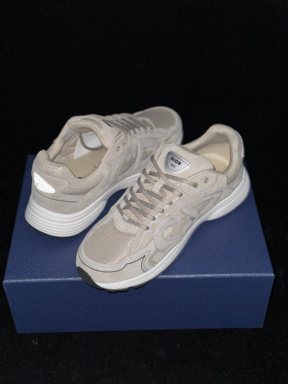 LOW RUNNER B30 “Pink & White”