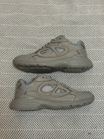 LOW RUNNER B30 “Collab Desert”