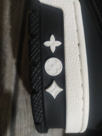CHUNKY SKATE TRAINER “Black”