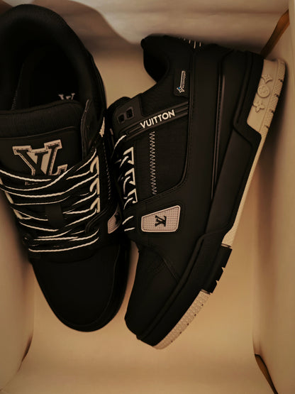 CHUNKY SKATE TRAINER “Dark”