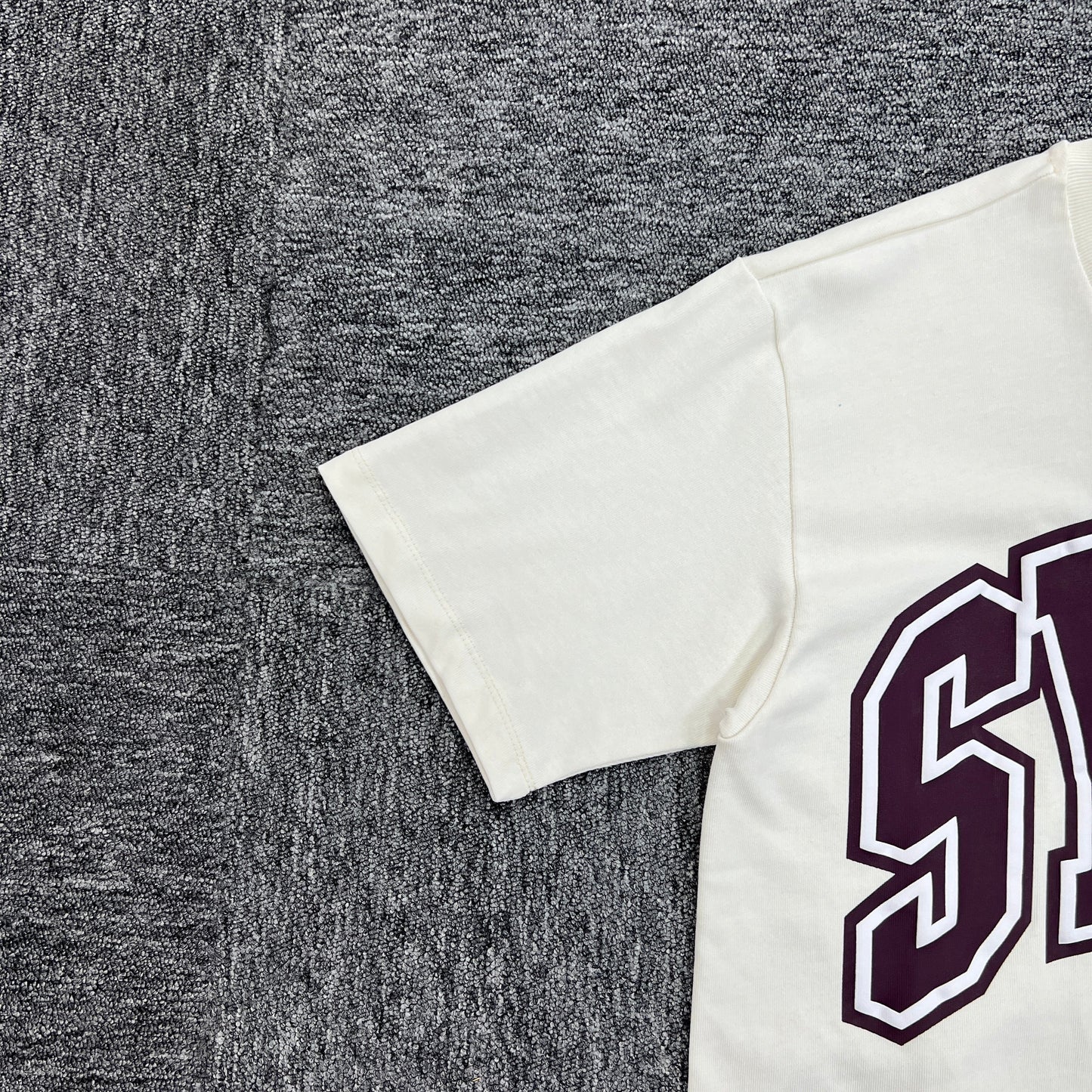 UTILITY GRAPHIC TEE “Burgundy Creme”