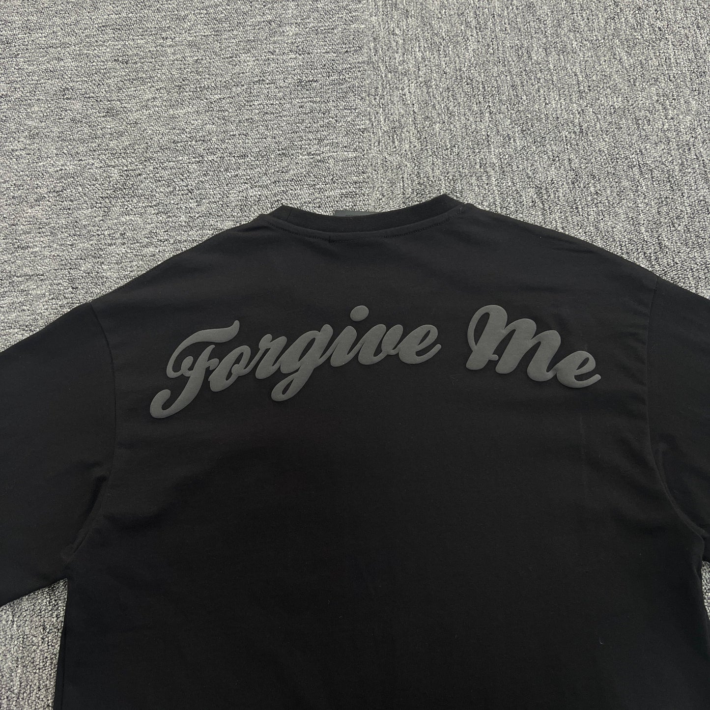 UTILITY GRAPHIC TEE “Forgive Me”