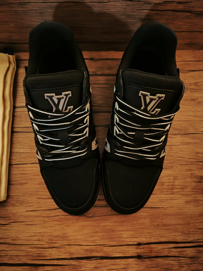 CHUNKY SKATE TRAINER “Dark”