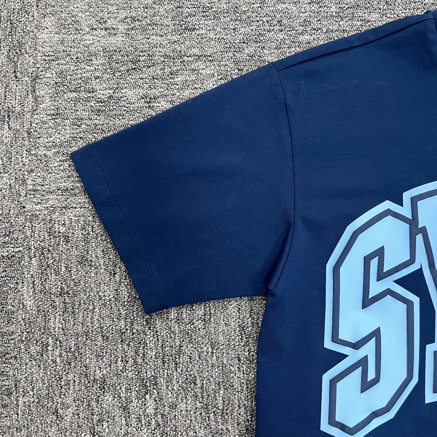 UTILITY GRAPHIC TEE “Blue Marine”