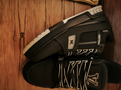 CHUNKY SKATE TRAINER “Dark”