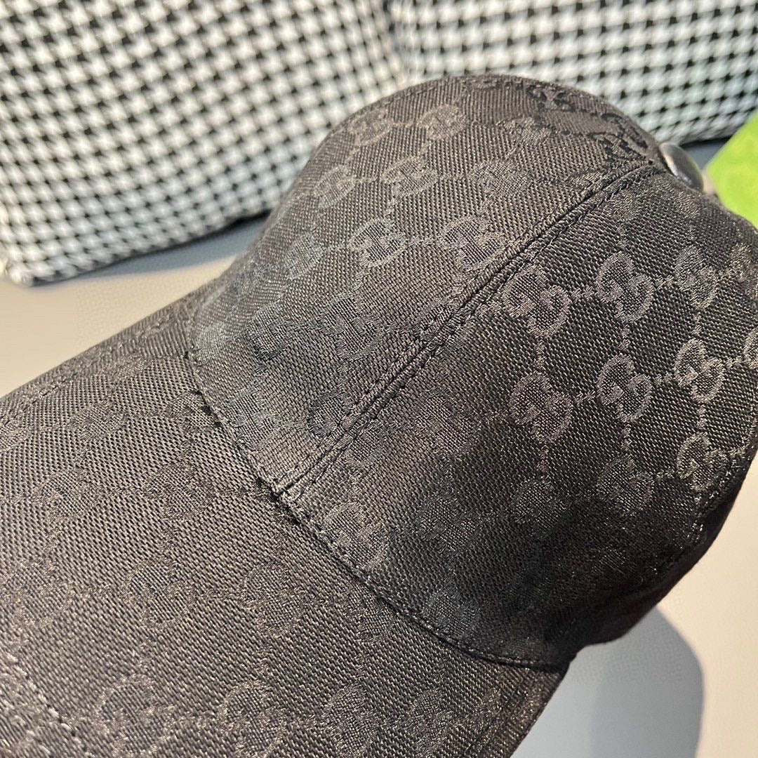 WOVEN CREST CAP “Black”