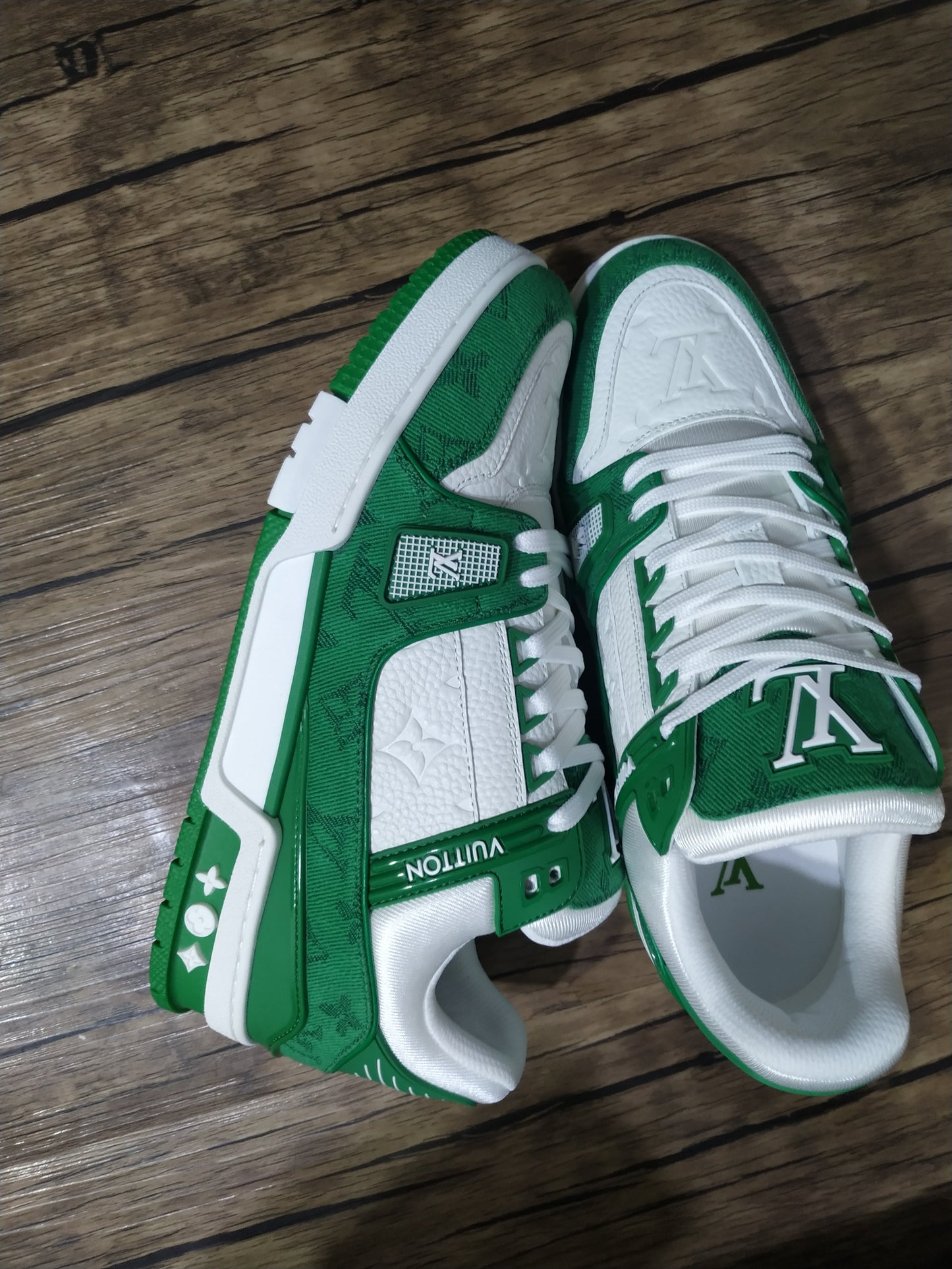 ARCHIVE TRAINER “Moss”