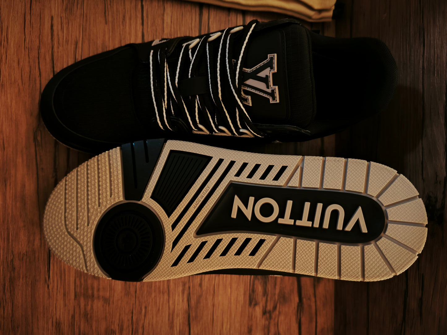 CHUNKY SKATE TRAINER “Dark”