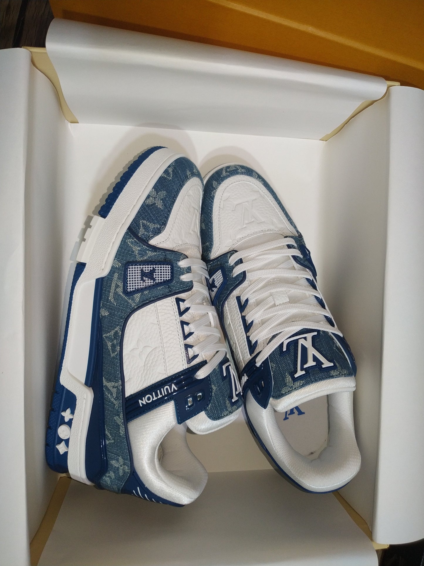 CHUNKY SKATE TRAINER “Blue Denim”