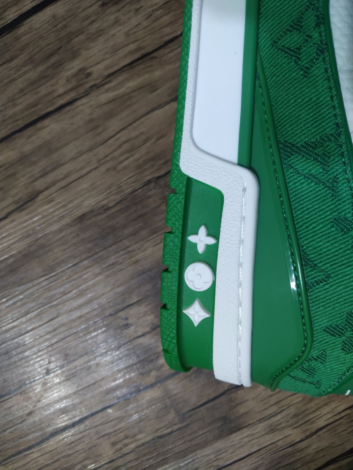 ARCHIVE TRAINER “Moss”
