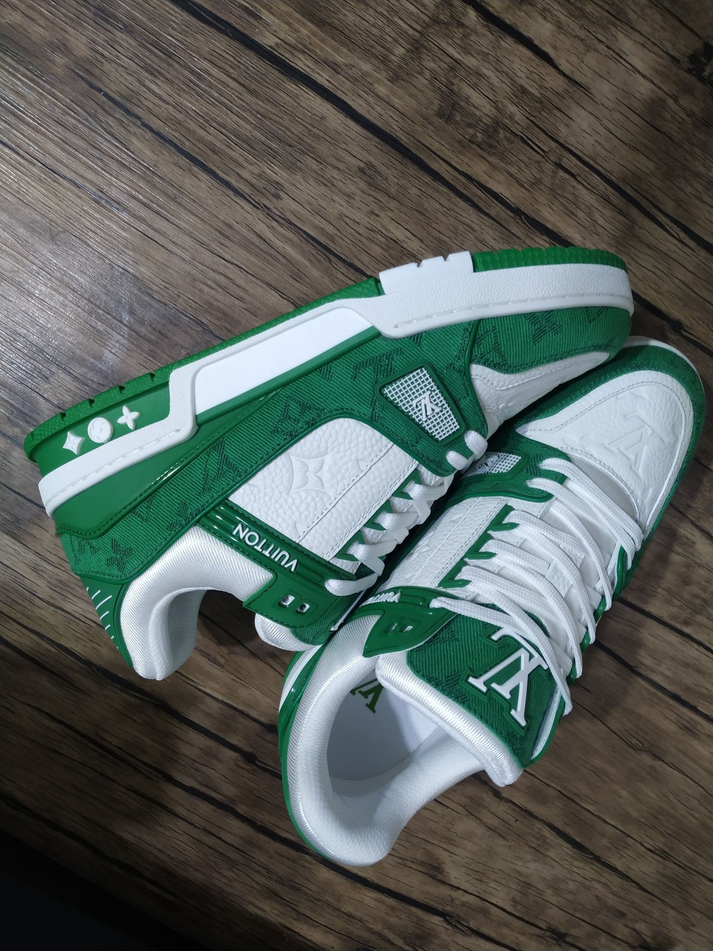 ARCHIVE TRAINER “Moss”