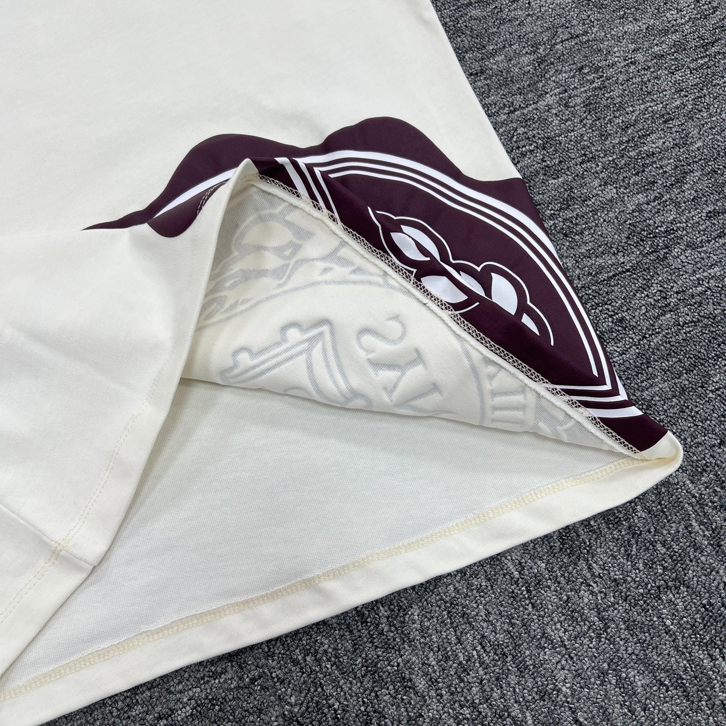 UTILITY GRAPHIC TEE “Burgundy Creme”