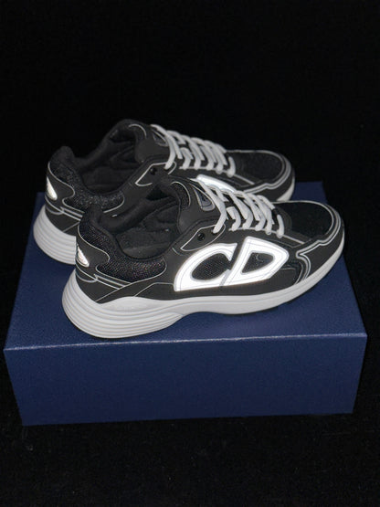 LOW RUNNER B30 “Black”