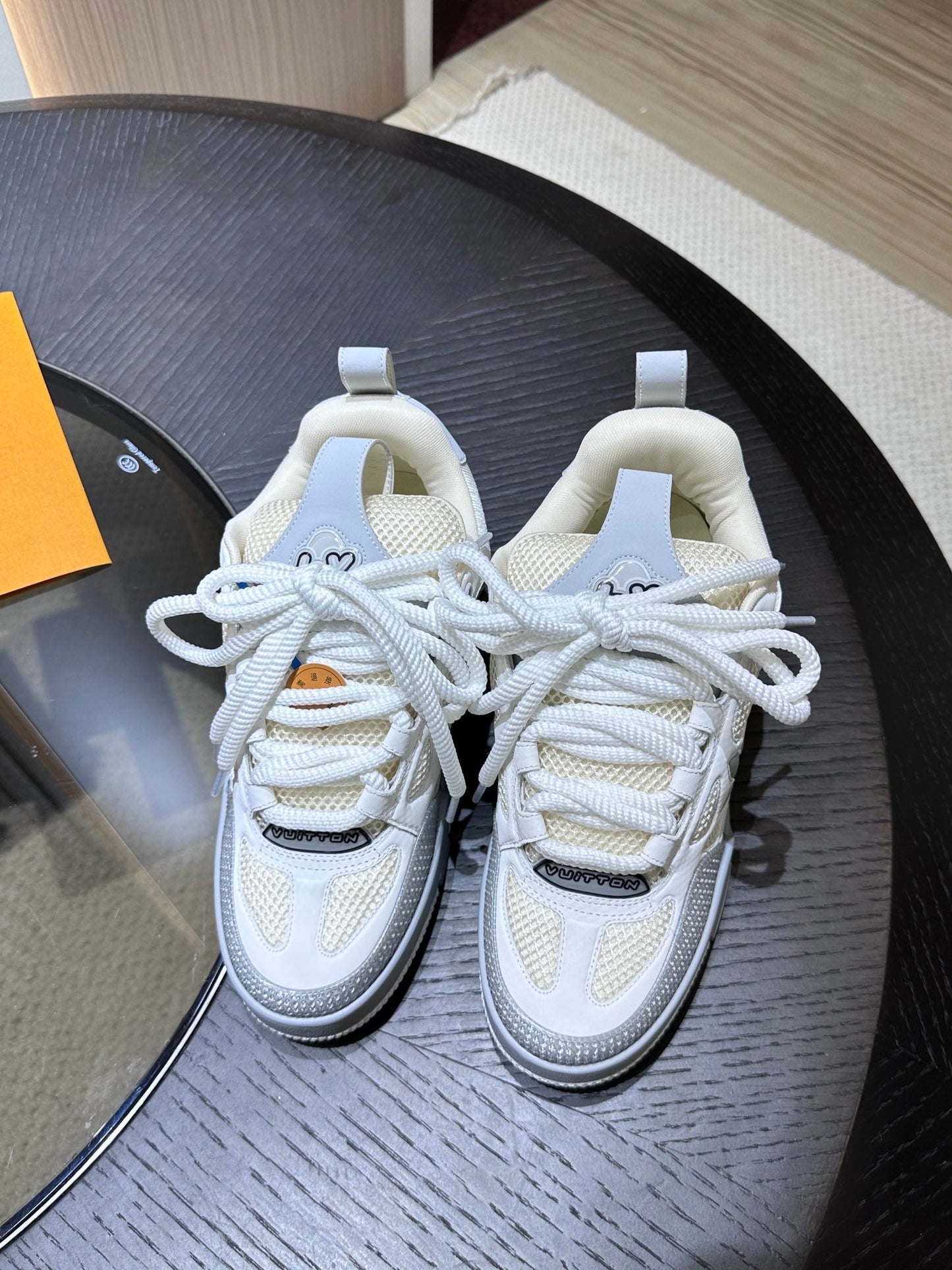 LOW COURT SKATE “Chalk”