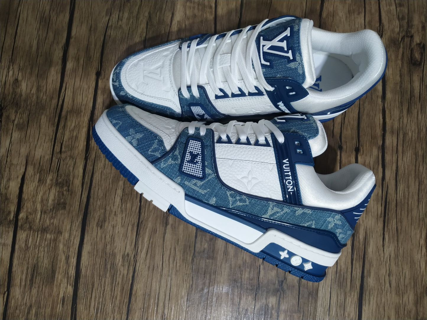 CHUNKY SKATE TRAINER “Blue Denim”