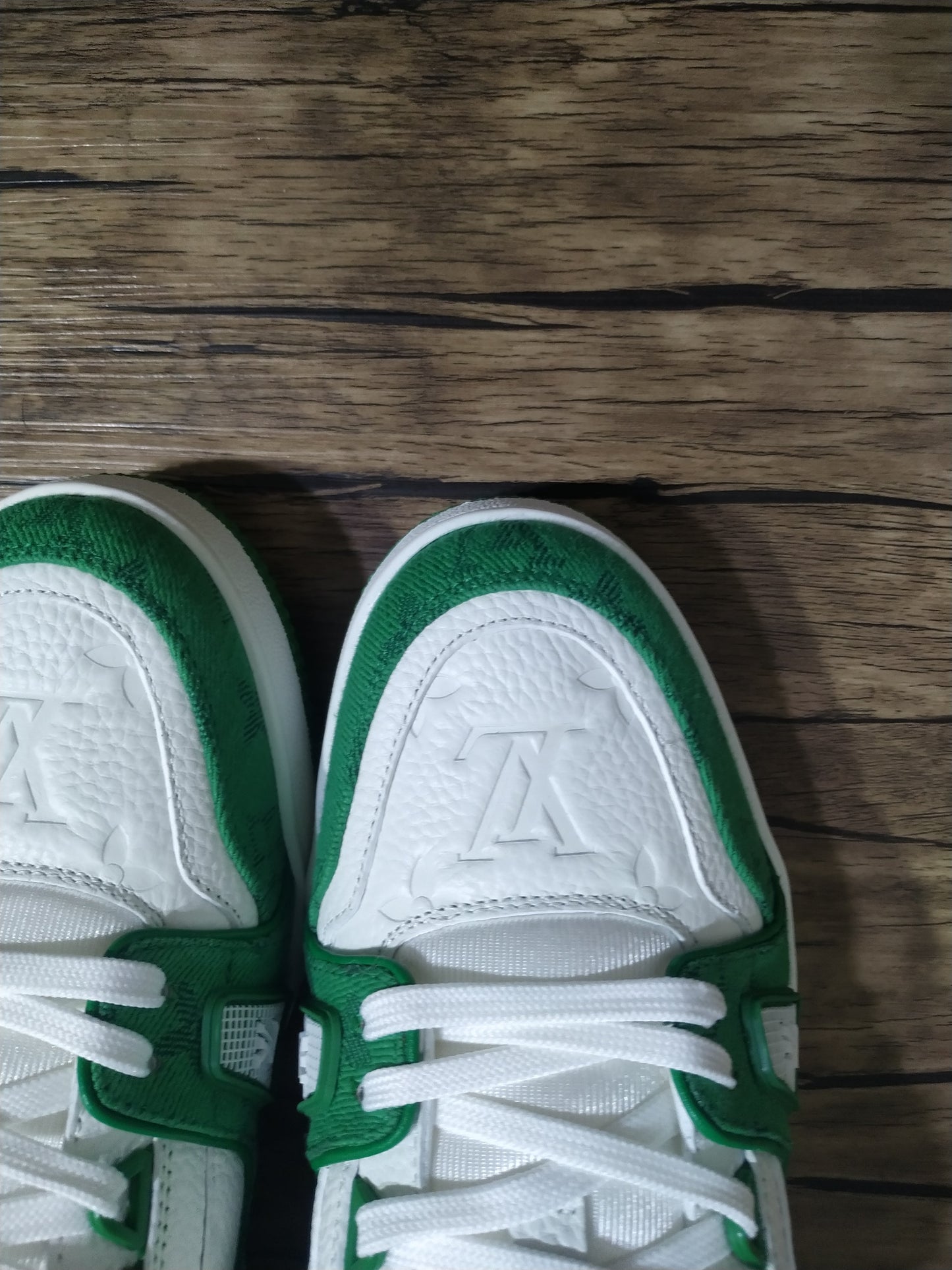 ARCHIVE TRAINER “Moss”