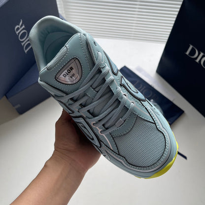 LOW RUNNER B30 “Light Blue Neon”