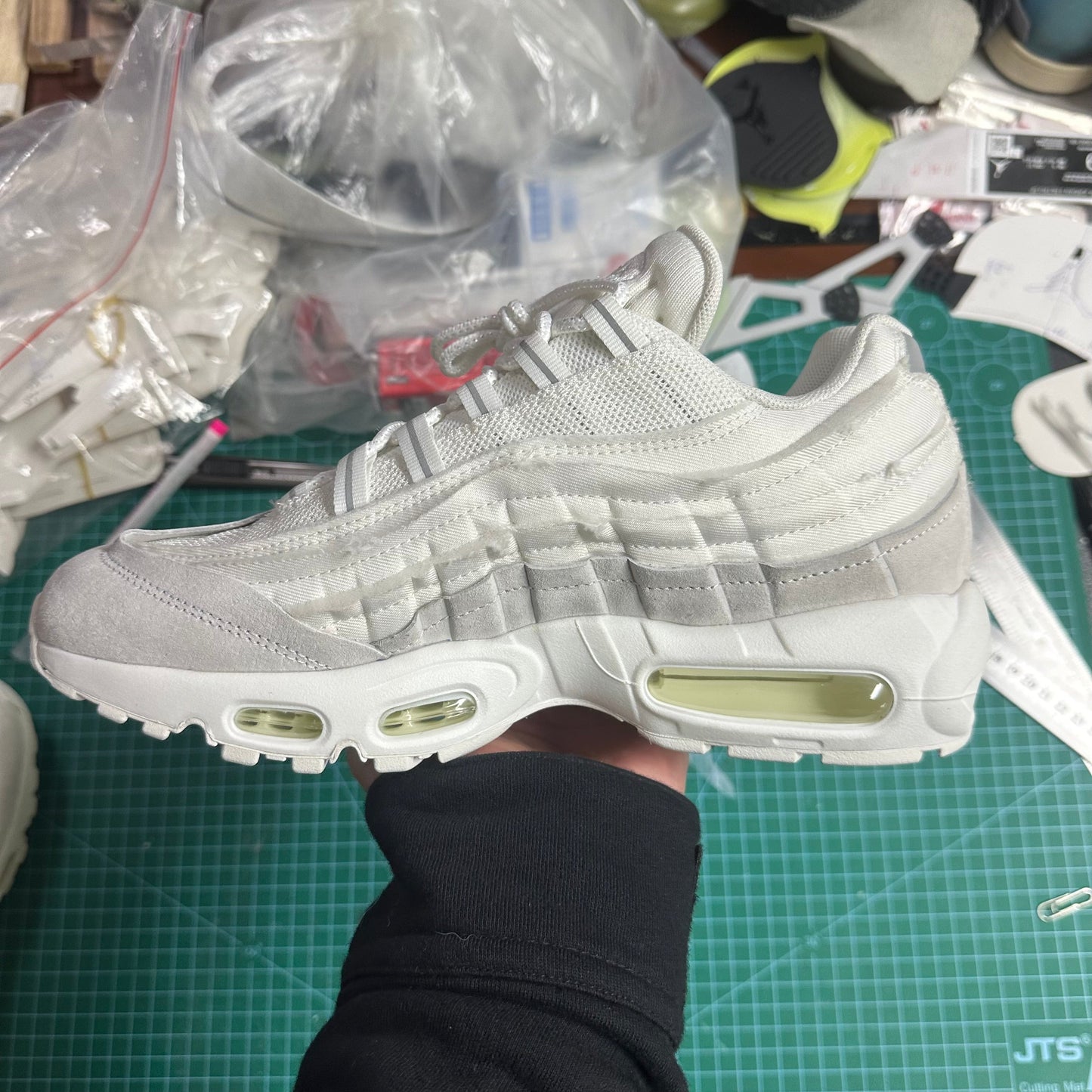 AIR UNIT '95 “CDG White”