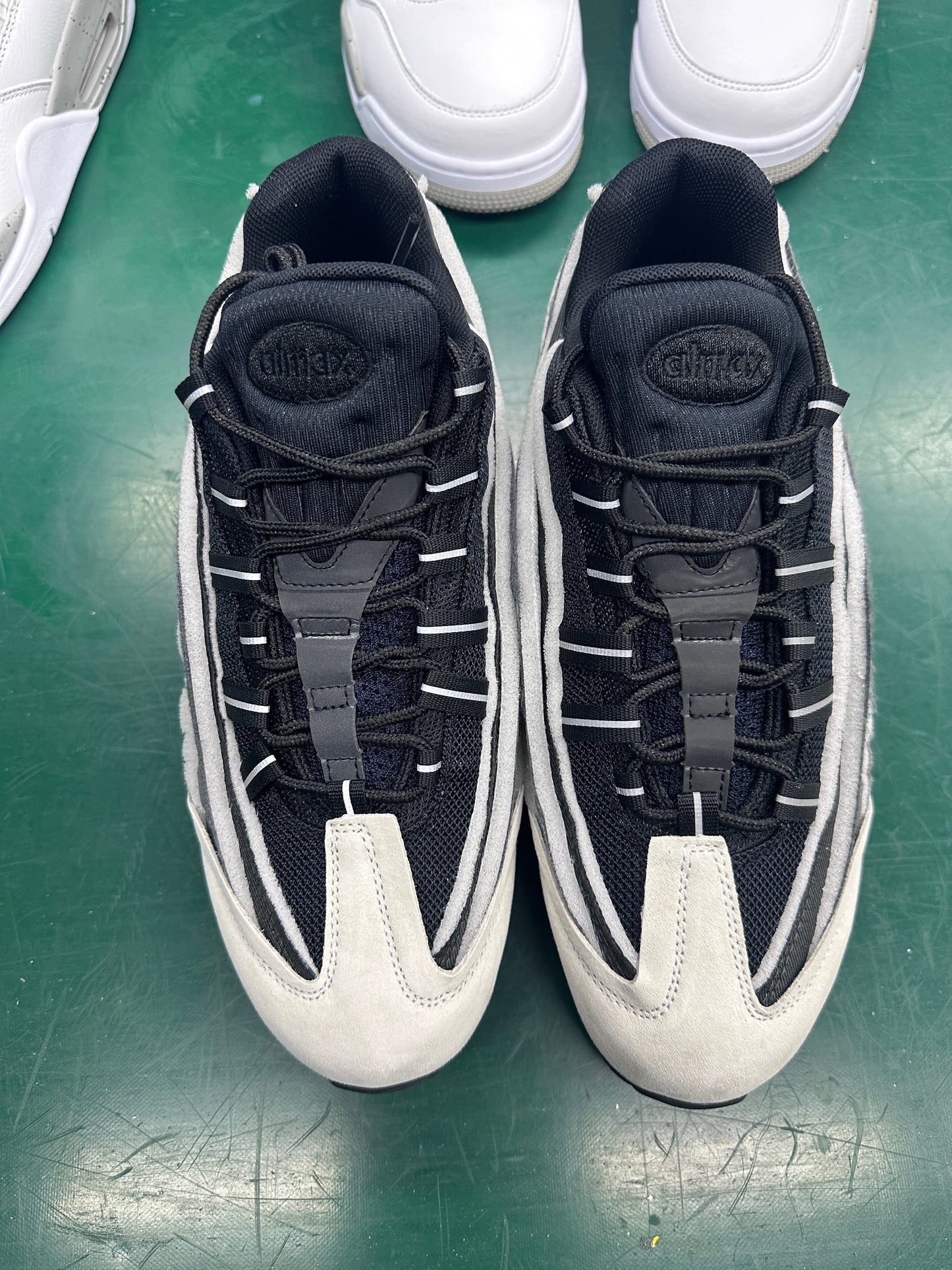 AIR UNIT '95 “CDG Black & White”