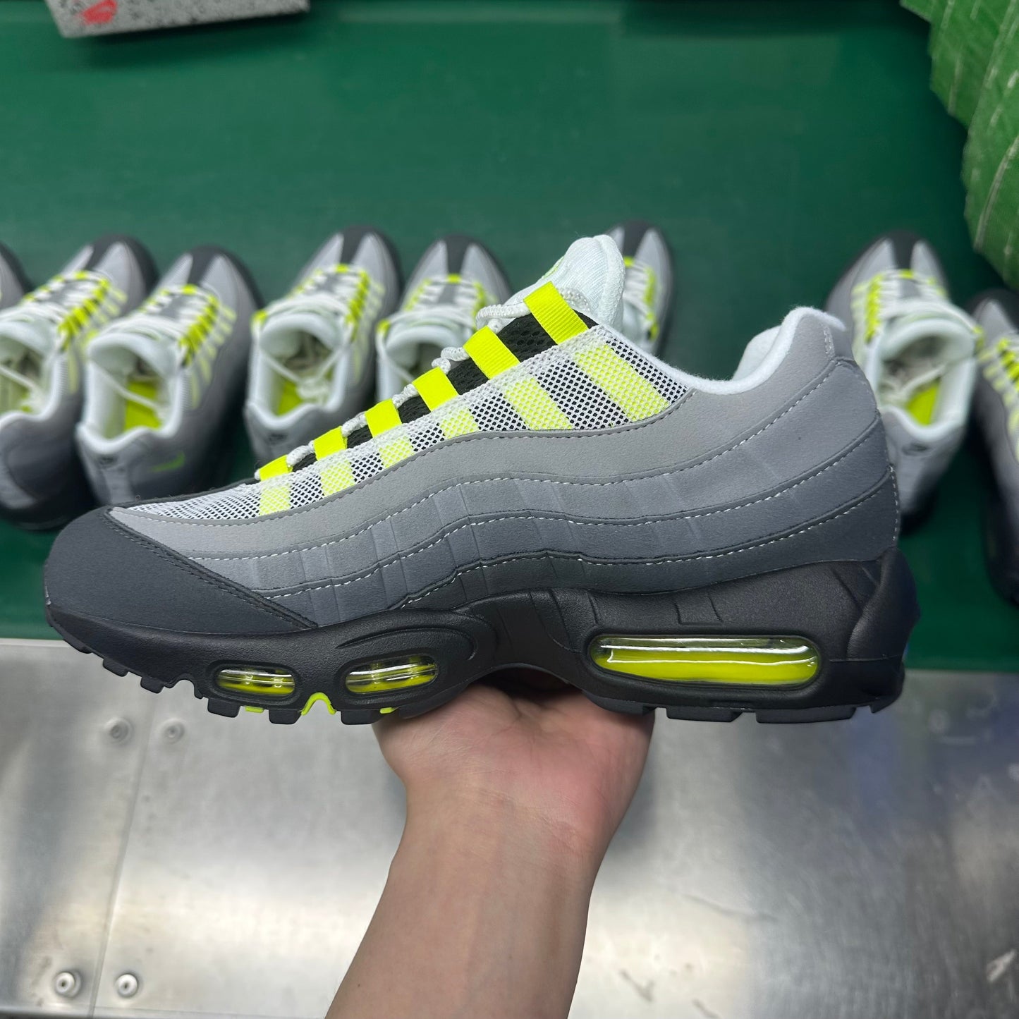 AIR UNIT '95 “OG Neon”