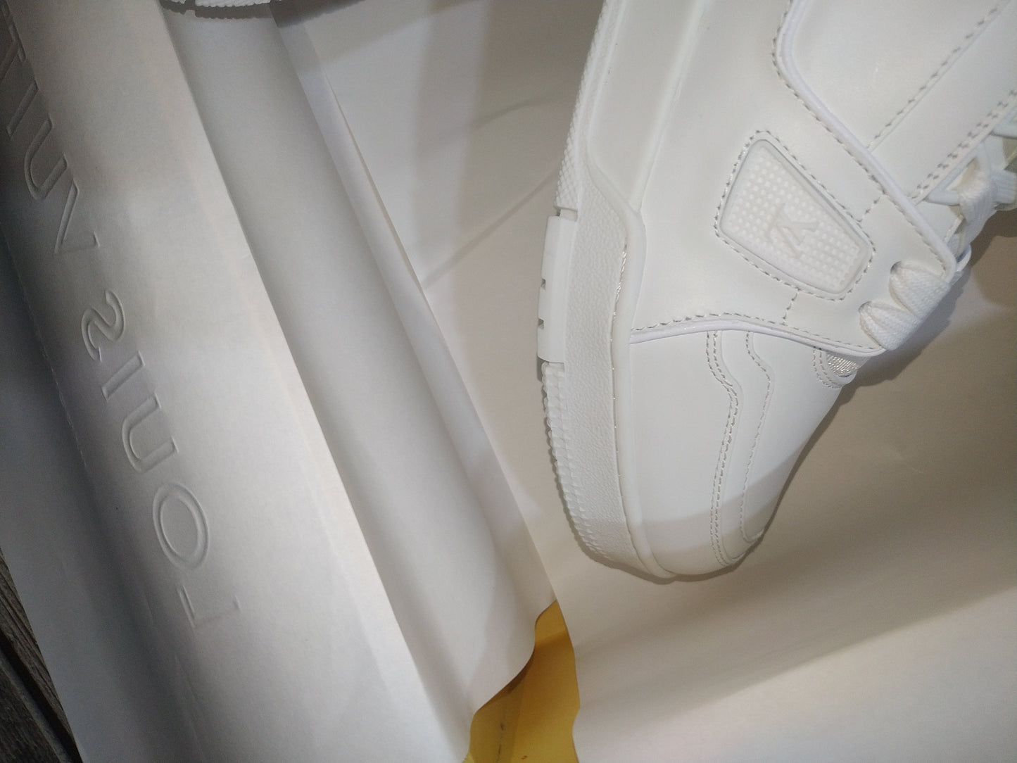 CHUNKY SKATE TRAINER “White”