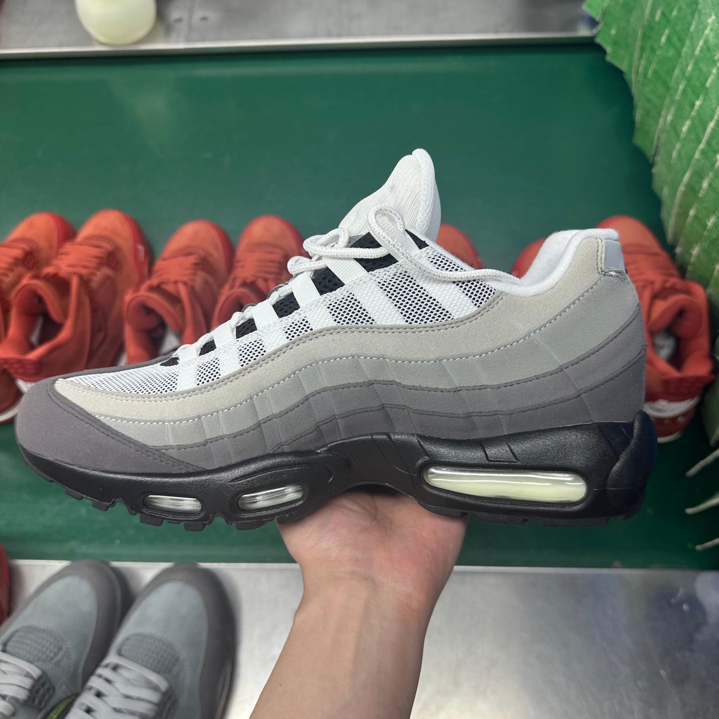 AIR UNIT '95 “Gradient Ash”