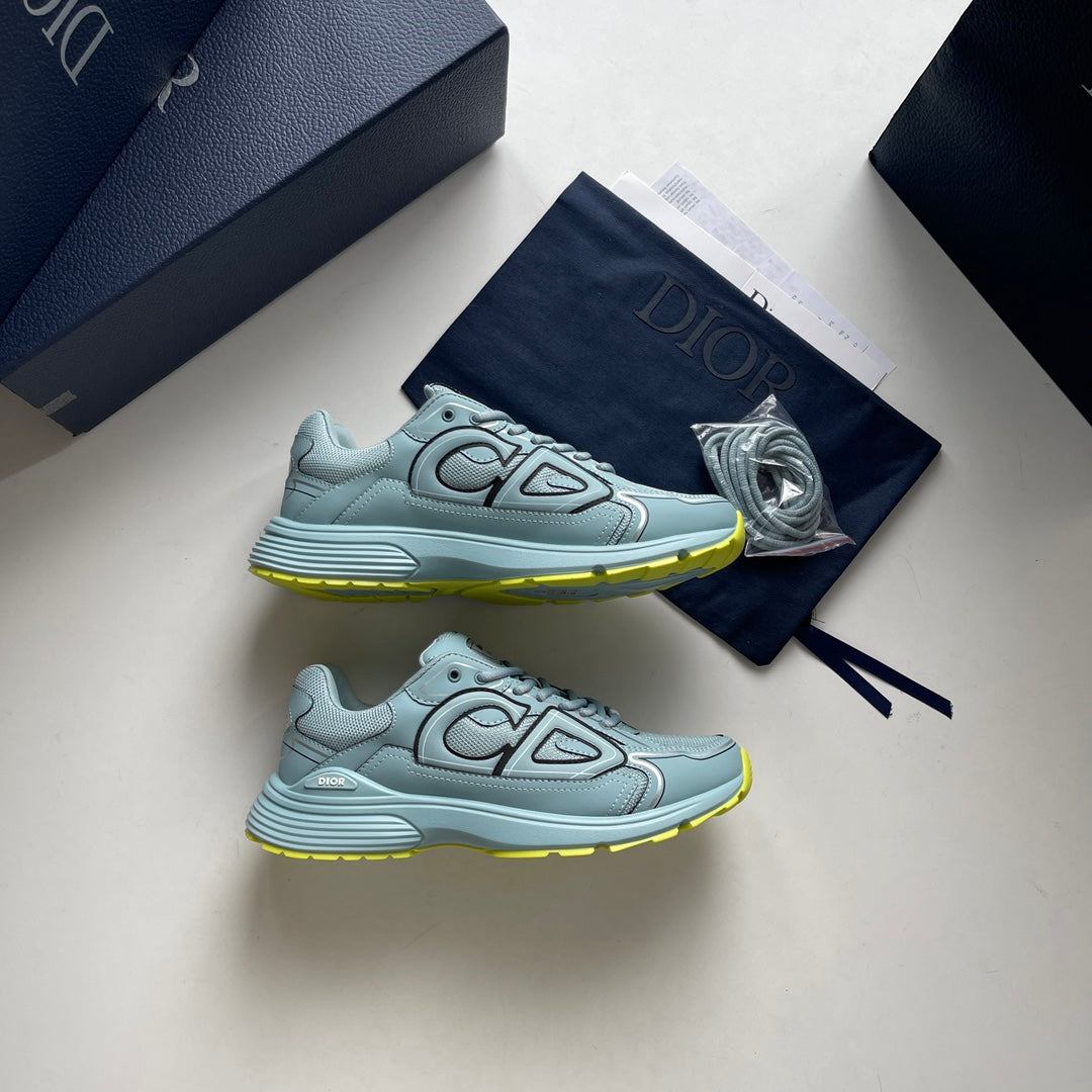 LOW RUNNER B30 “Light Blue Neon”