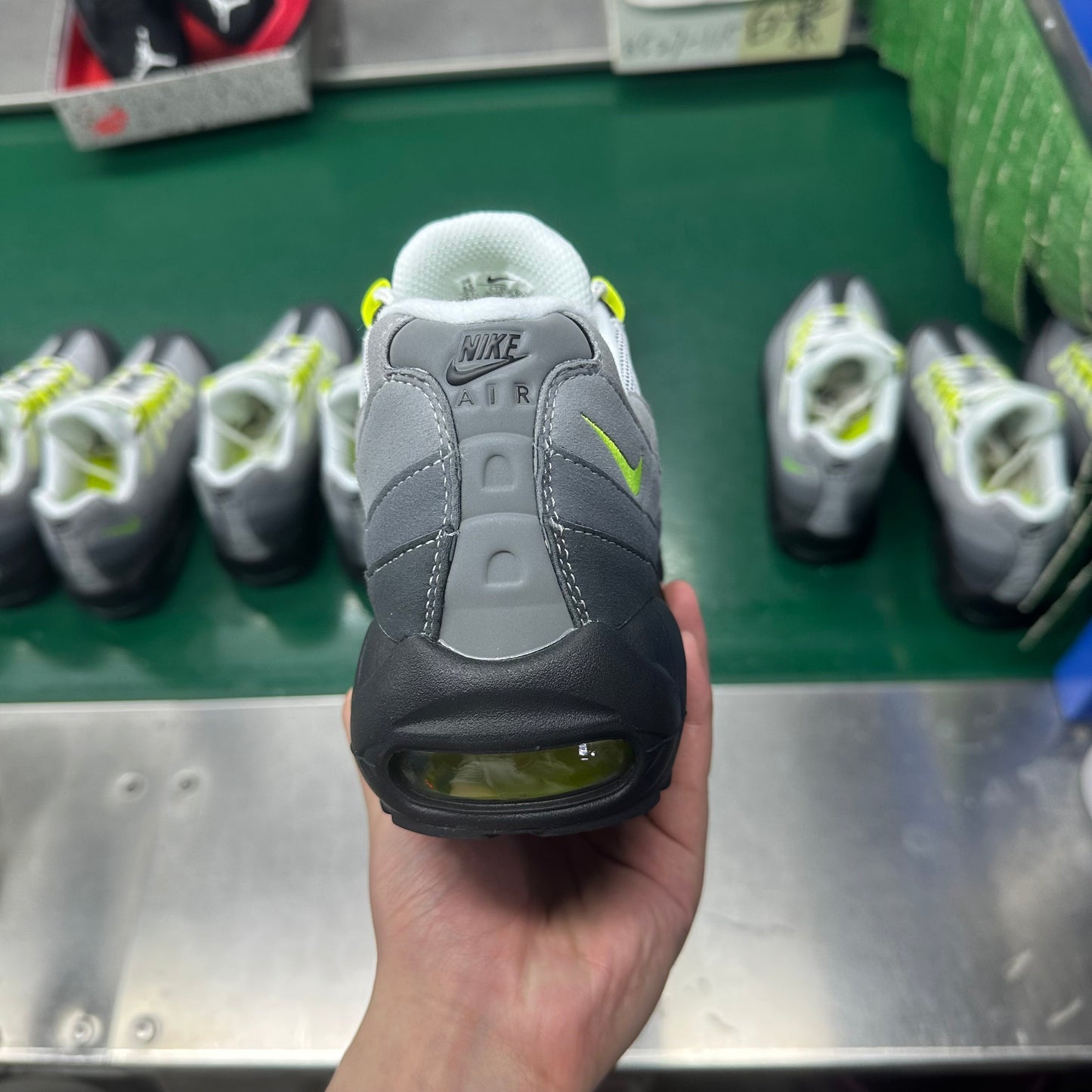 AIR UNIT '95 “OG Neon”