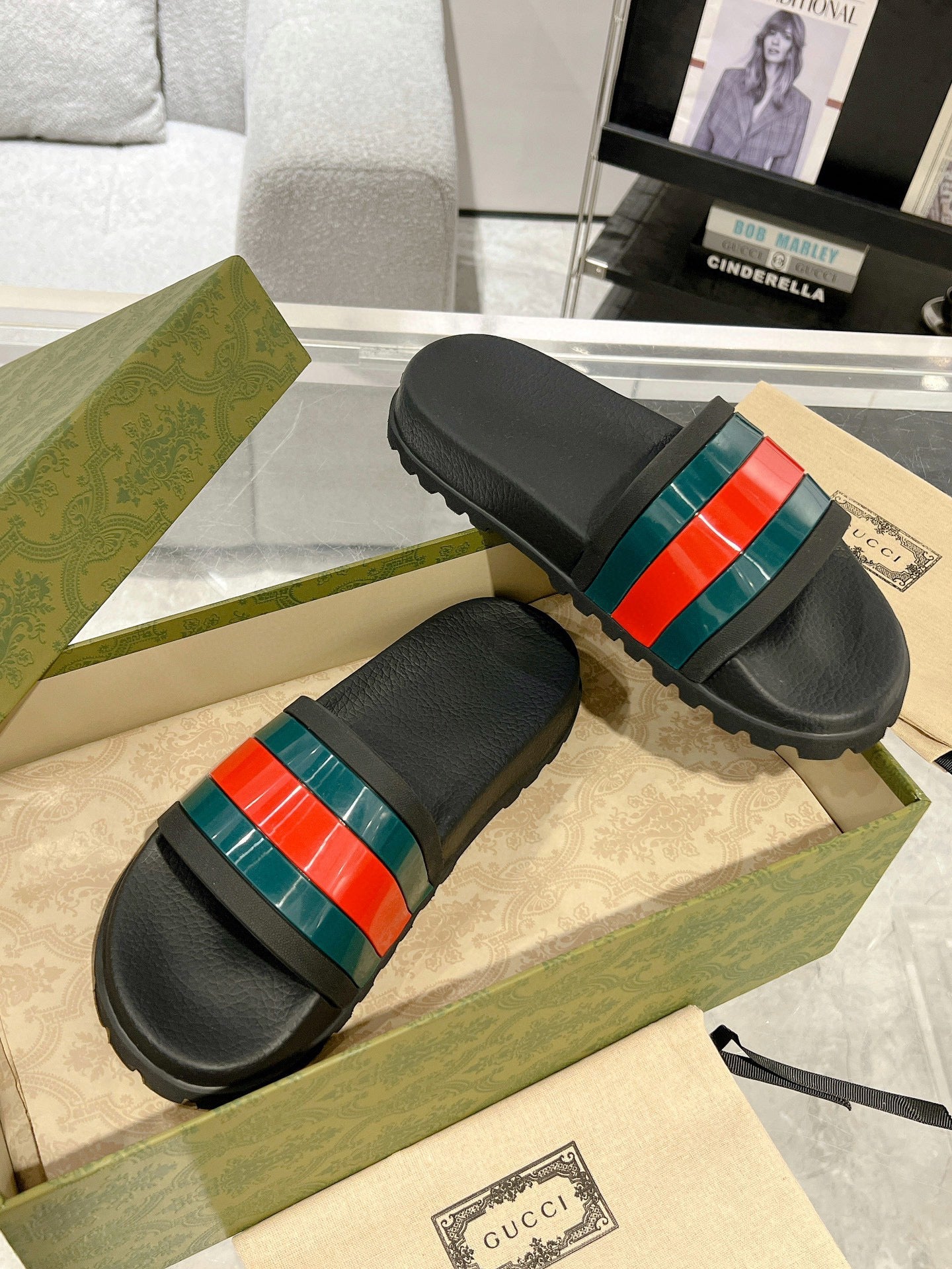 WEB RUNNER '00 “Black”