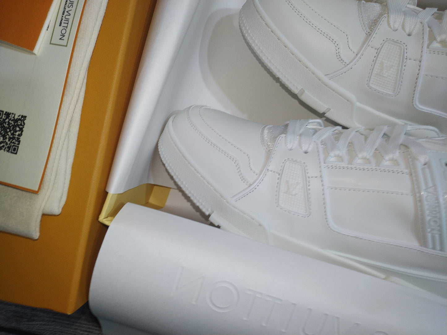 CHUNKY SKATE TRAINER “White”