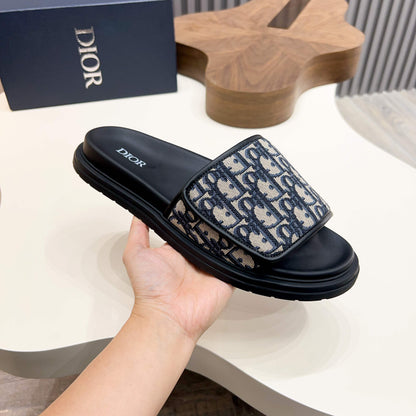 MOLDED FOAM SLIDE “Sand & Black”