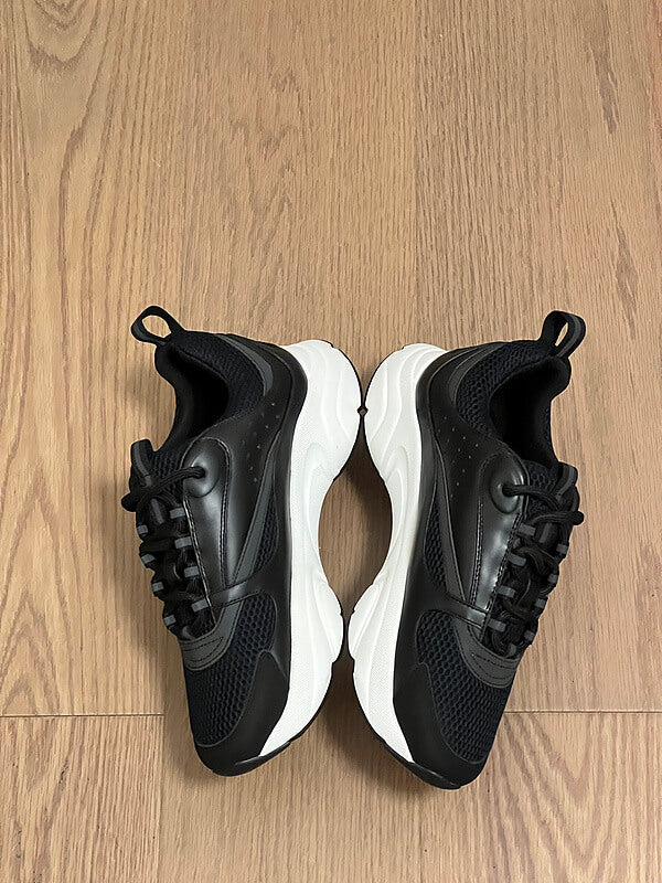 LOW RUNNER B22 “Black & White”