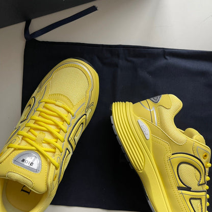 LOW RUNNER B30 “Yellow Funk”