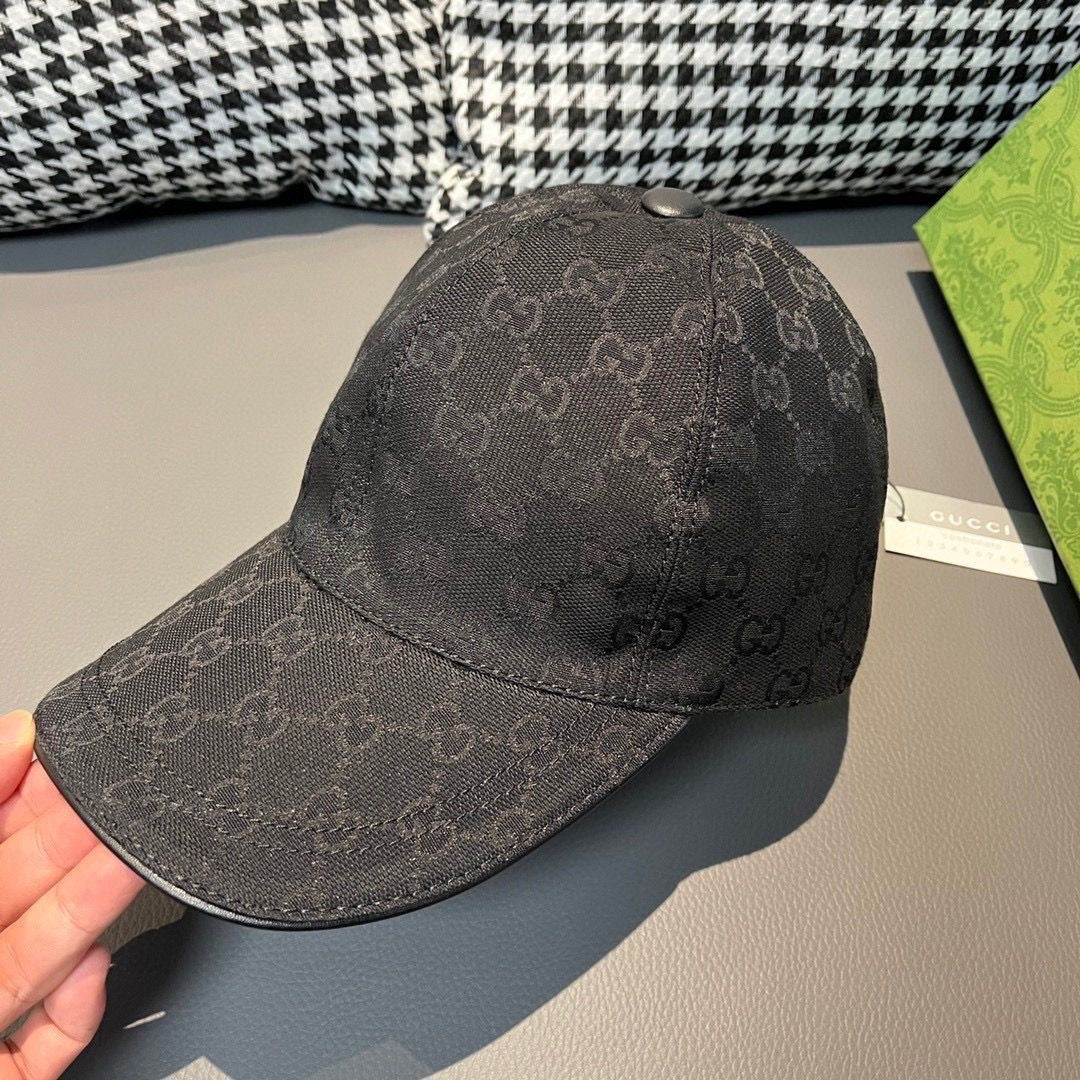 WOVEN CREST CAP “Black”