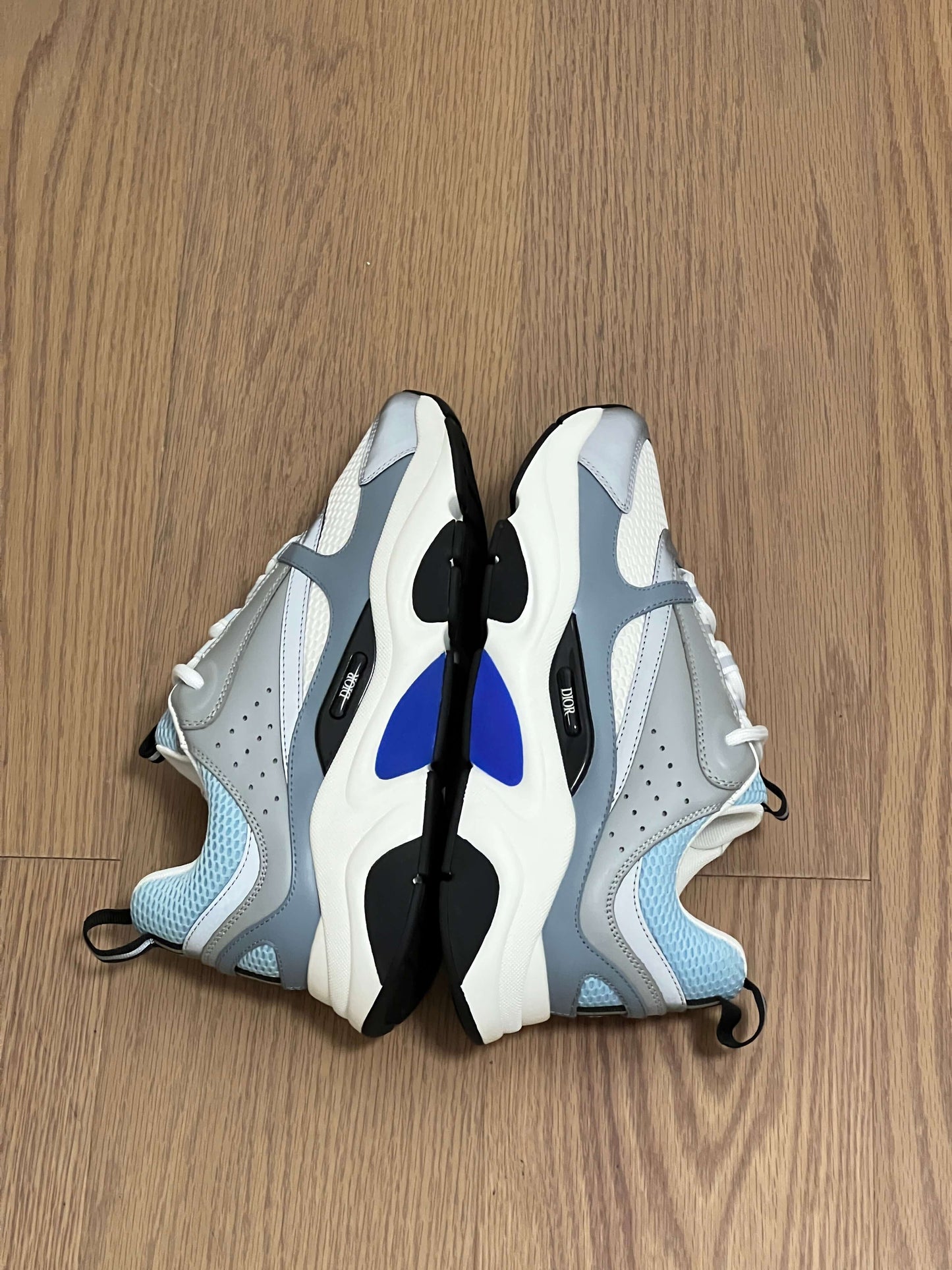 LOW RUNNER B22 “White Blue”
