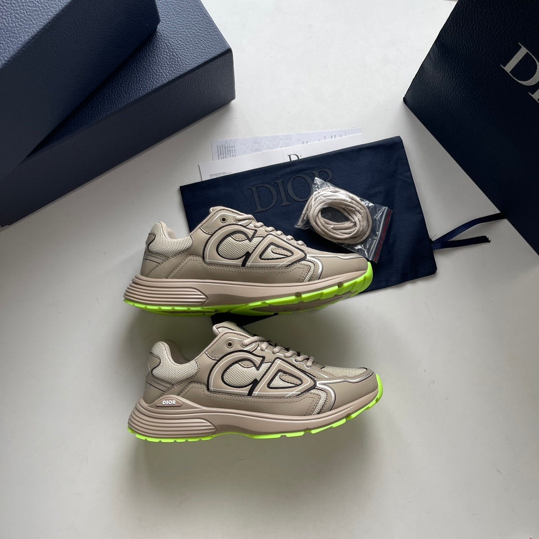 LOW RUNNER B30 “Beige Neon”