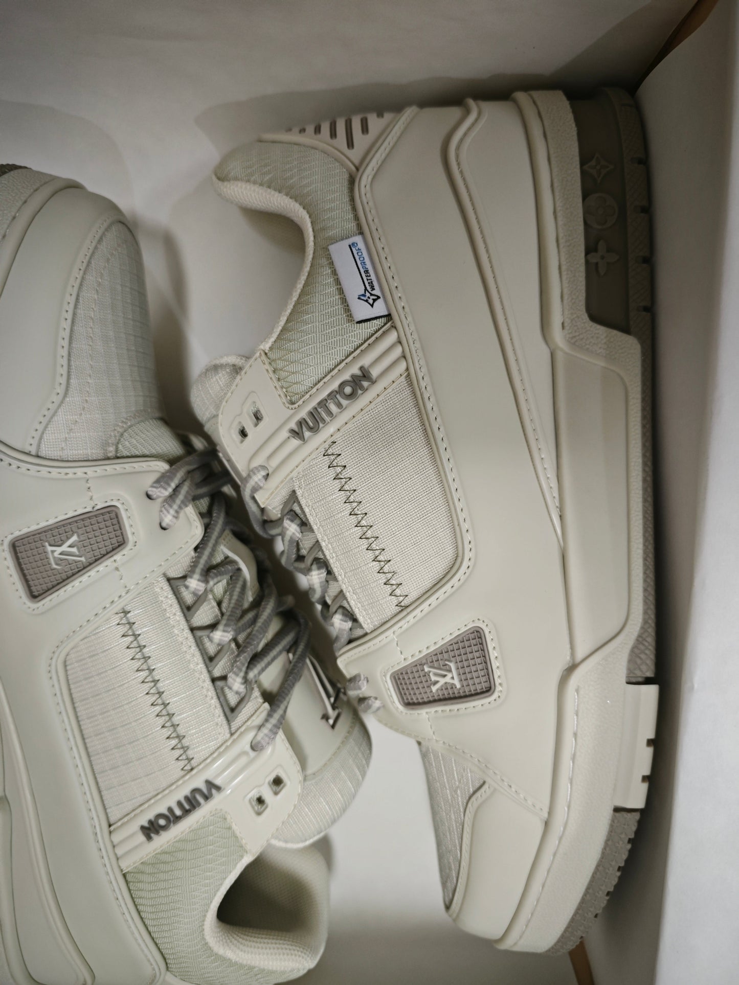 CHUNKY SKATE TRAINER “White Beige”